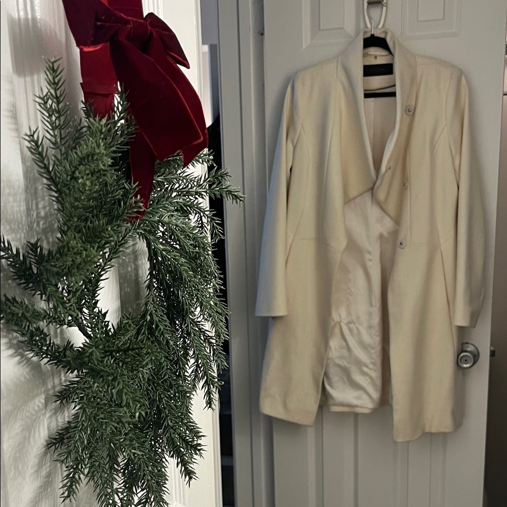 Elie Tahari Cream Trench Coat